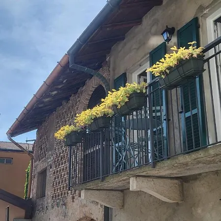 Al Vicoletto Varese 펜션